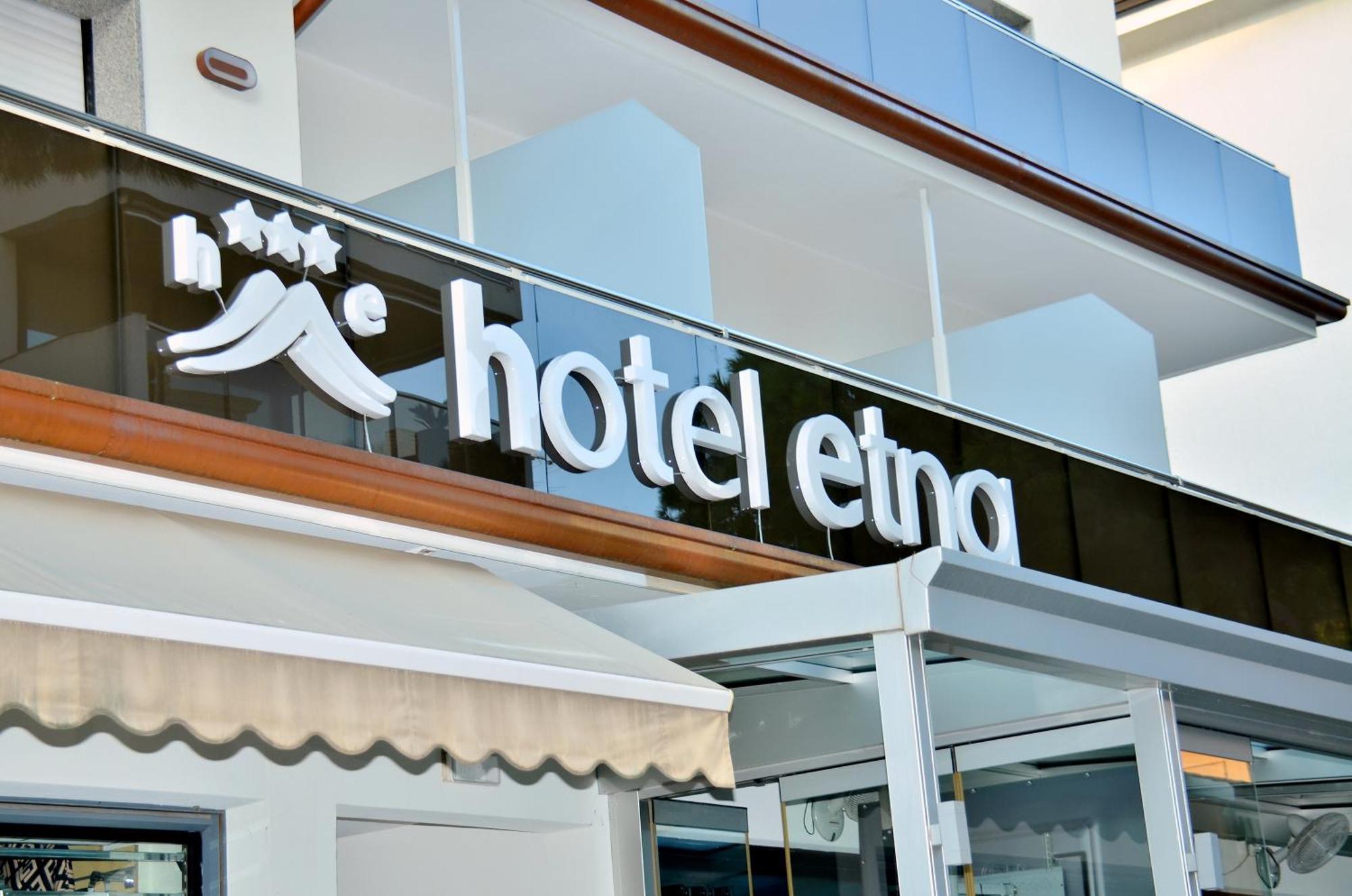 Hotel Etna ลินญาโน ซับเบียโดโร ภายนอก รูปภาพ