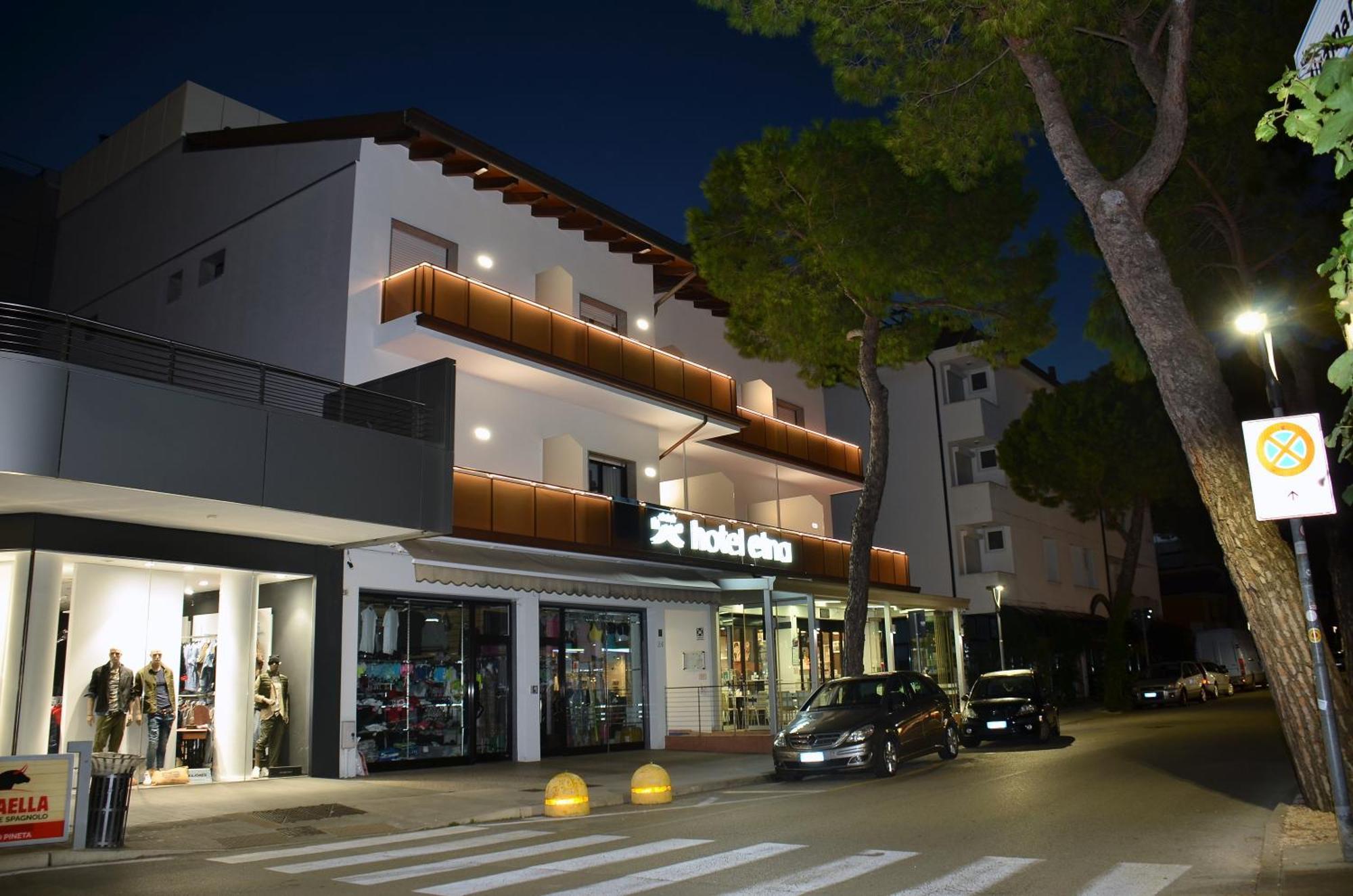 Hotel Etna ลินญาโน ซับเบียโดโร ภายนอก รูปภาพ